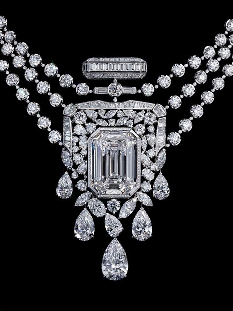 gabrielle chanel diamond necklace